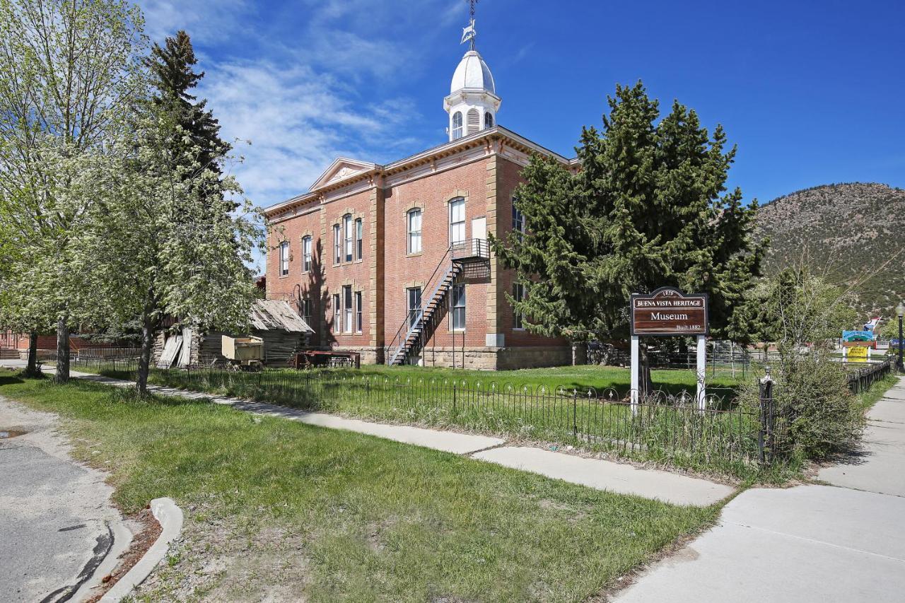 Downtown Buena Vista Condo Walk To River And Cafes! Exterior photo